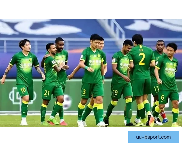 2026世界杯官方推出球员更衣室实时直播首次公开赛前幕后见证