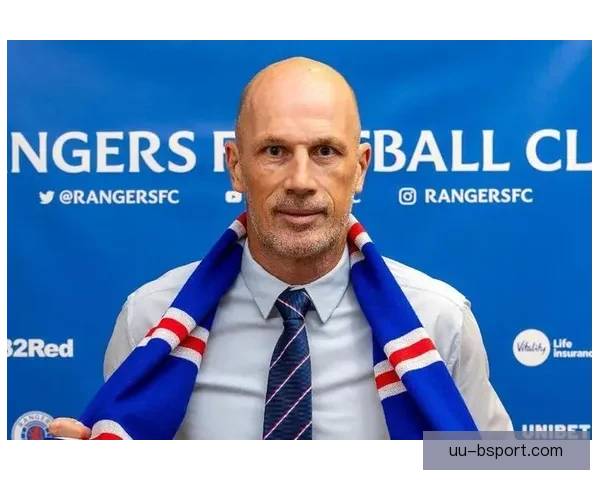 流浪者主帅克莱门特荣膺苏超本月最佳主教练称号