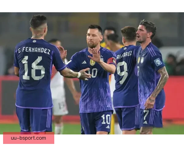 阿根廷竞技队南美杯表现强势成功晋级半决赛展现强大杯赛实力